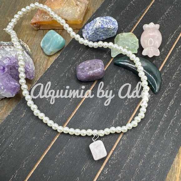 Pink quartz and faux pearls statement necklace - Picture 1 of 4